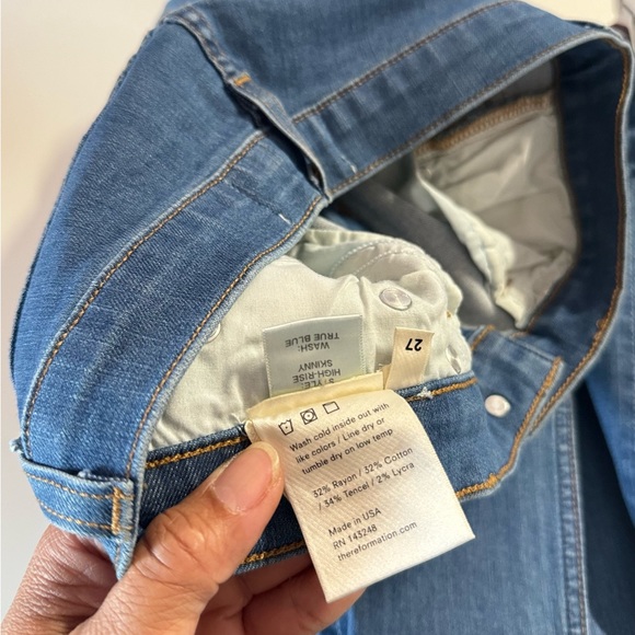 REFORMATION Mid-Rise Skinny Leg Jeans Size 27 Run Small. - Picture 10 of 10